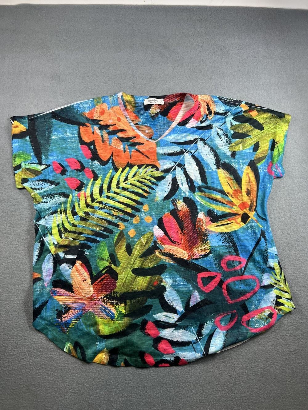 Jess & Jane Cap Sleeve Paradise V Neck Tee Size XL Beachy Coastal Blouse